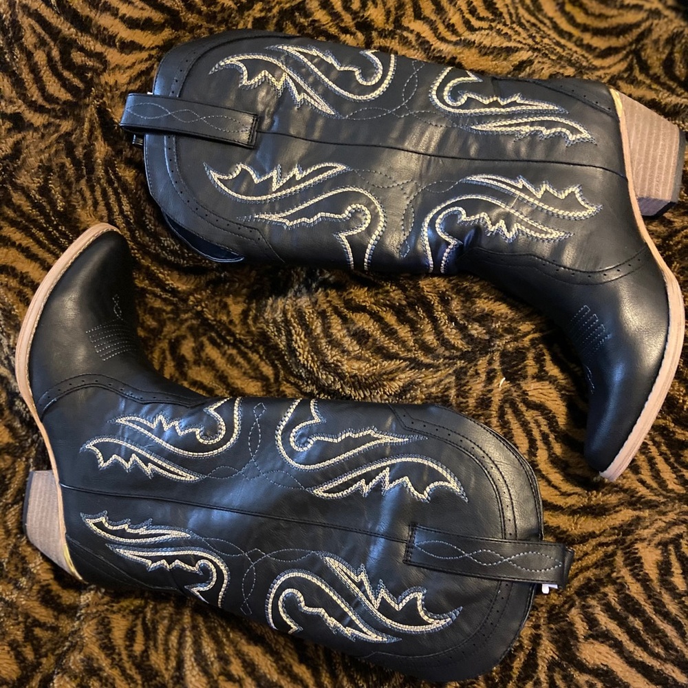 Women’s Western Cowboy boots